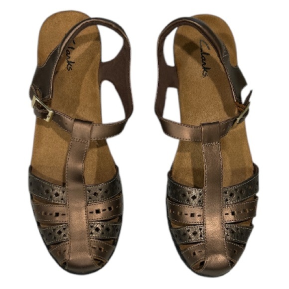 EUC Clarks Shoes Sandal’s‎ Women’s Size 8.5M Bronze, size 8.5N - Picture 1 of 6